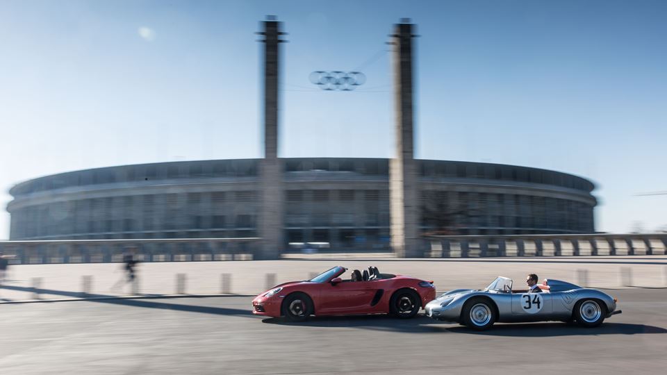 Wystawa sportowych samochodów Porsche w Berlinie