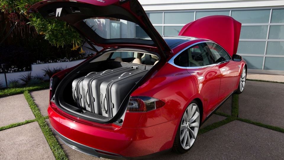 Tesla S 2016